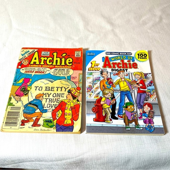 Archie Comics Digest Magazine Pair - Picture 1 of 8